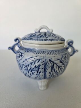 Vintage Krasna Aukro Blue and White Ceramic Lidded Sugar Jar with Leaf Motif